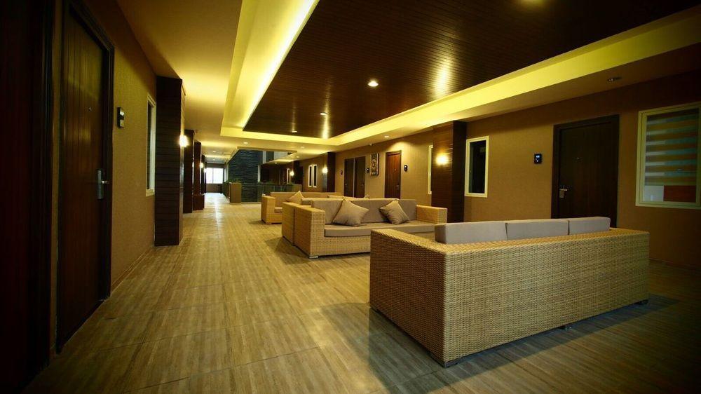De Boutique Style Hotel Malang Exterior foto